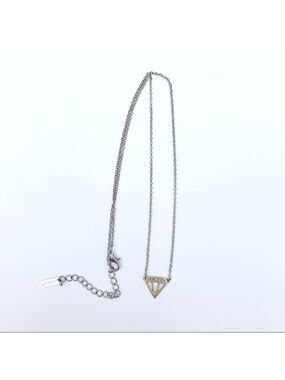 𝅺Diamond shape Pendant Necklace